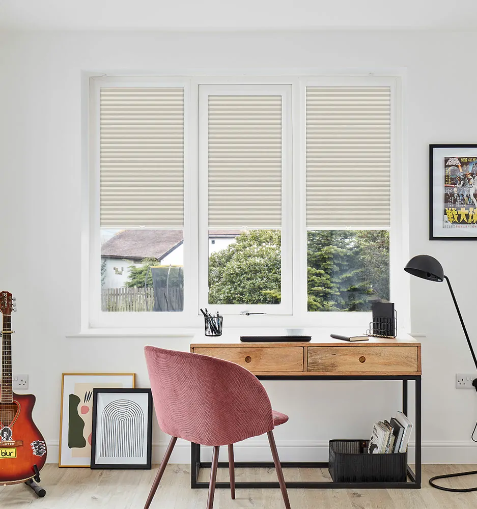 CELL PF HALO IVORY WINDOW.jpg CELL PF HALO IVORY WINDOW.jpg