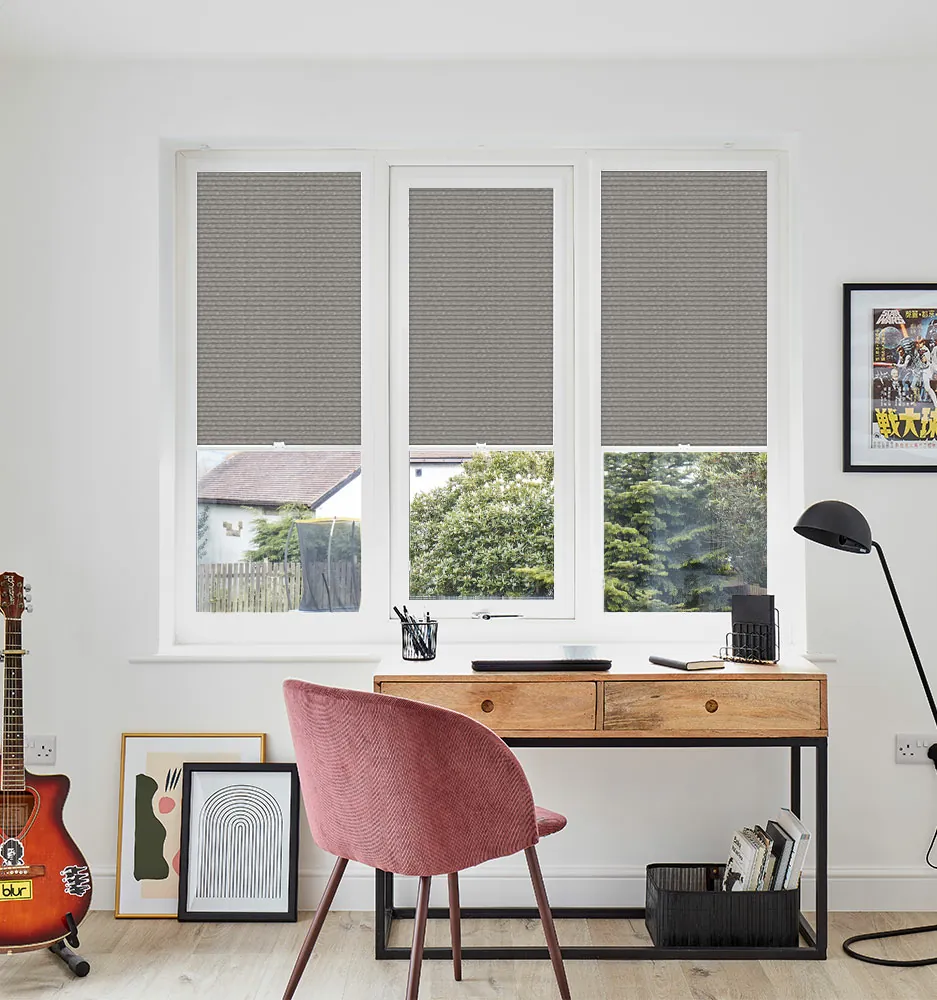 CELL PF RAFFIA BO STONE WINDOW