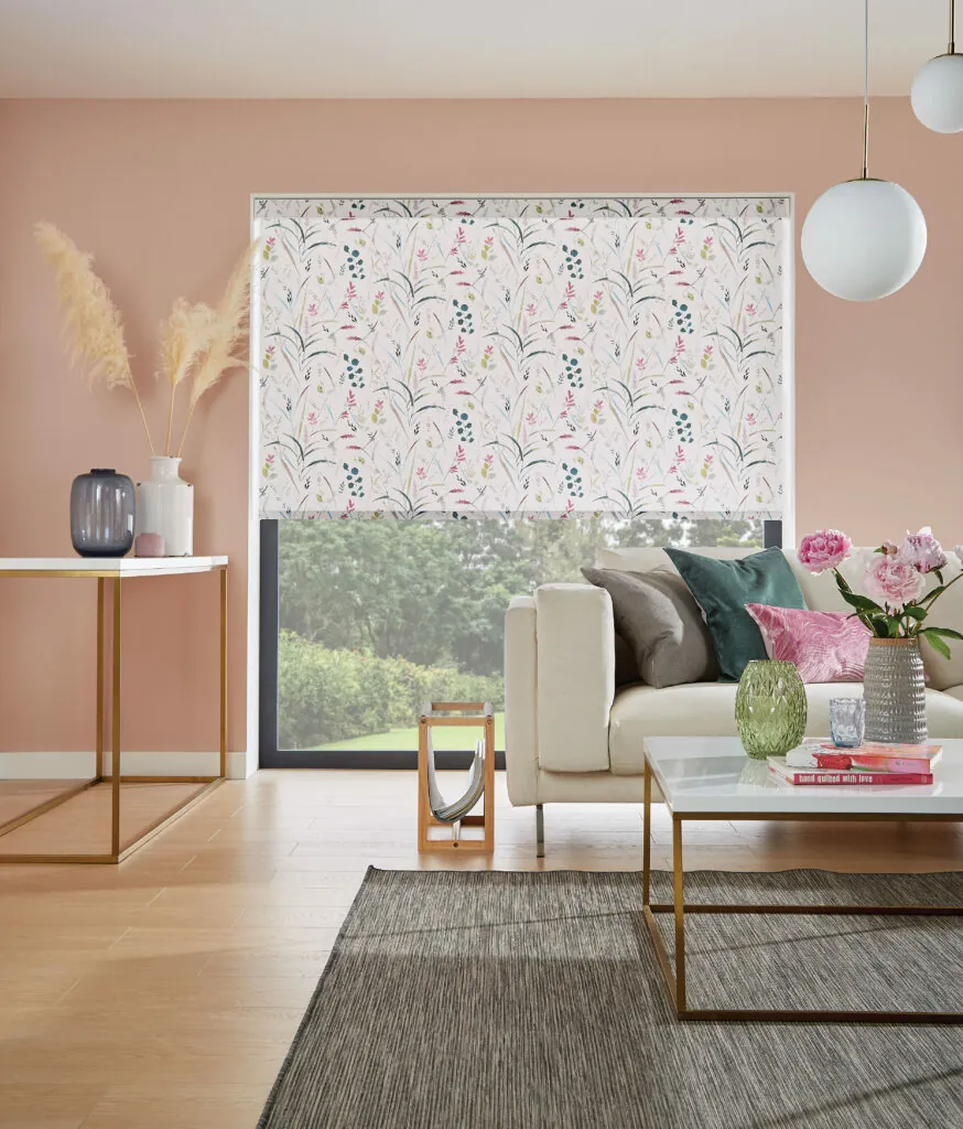 LL 2022 Roller Flores Spring Liv Mid Mail scaled