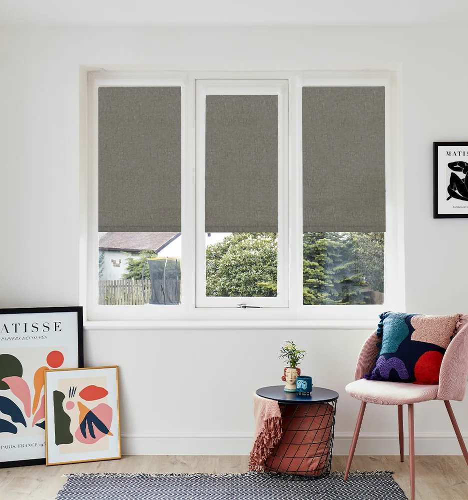 ROLL PF VOILE MOONSTONE WINDOW